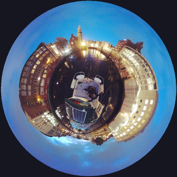 amsterdam360 on a boat